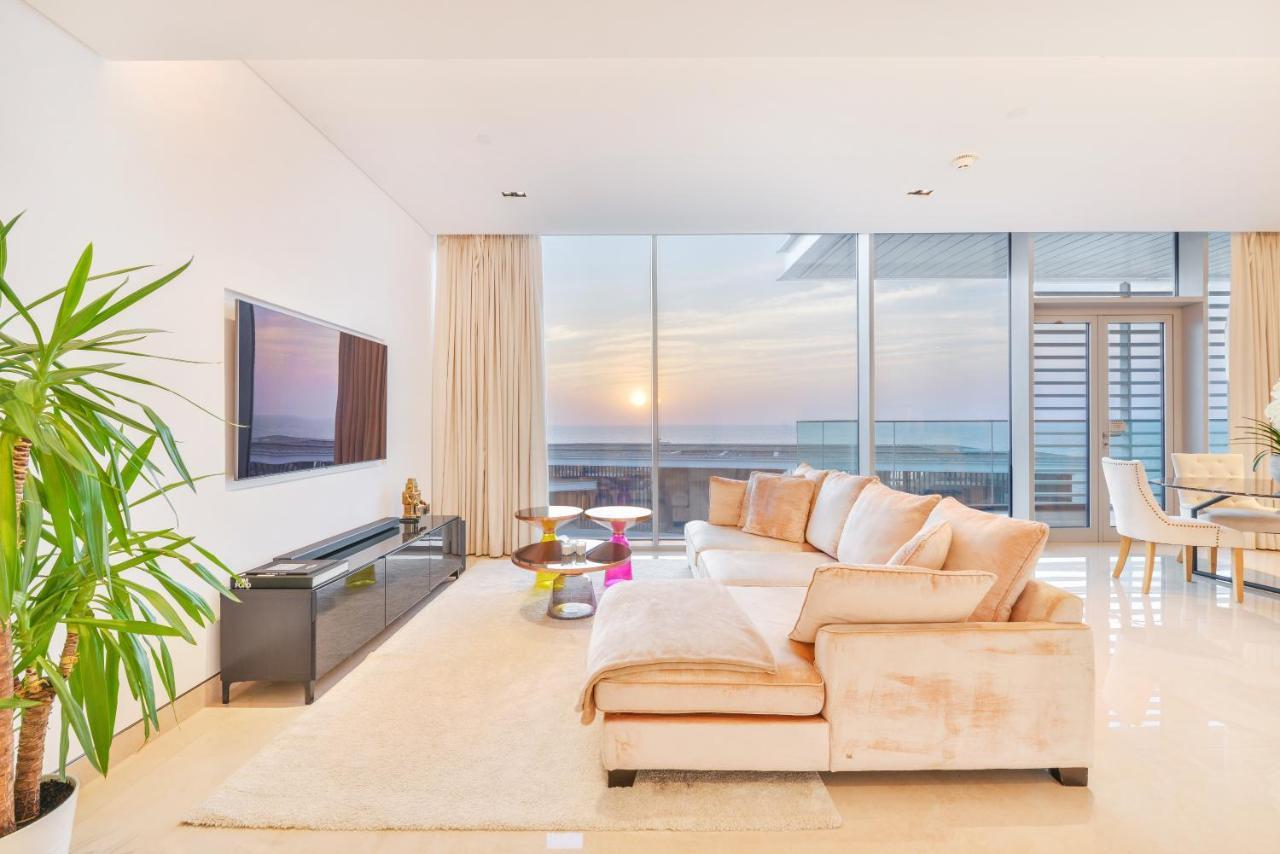 Posh 2 Bedroom Oceanfront Apt In The Heart Of Bluewaters Island ดูไบ ภายนอก รูปภาพ