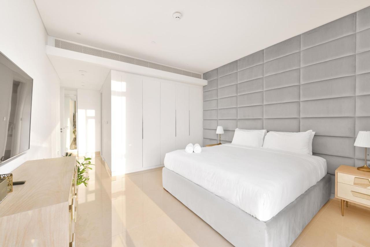 Posh 2 Bedroom Oceanfront Apt In The Heart Of Bluewaters Island ดูไบ ภายนอก รูปภาพ