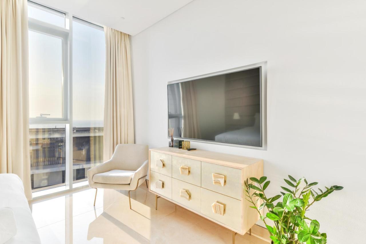 Posh 2 Bedroom Oceanfront Apt In The Heart Of Bluewaters Island ดูไบ ภายนอก รูปภาพ